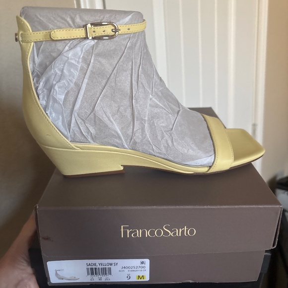 Franco Sarto Women's Soft Yellow Heels - Picture 7 of 9